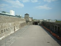 mauth-1407-00001-f.jpg